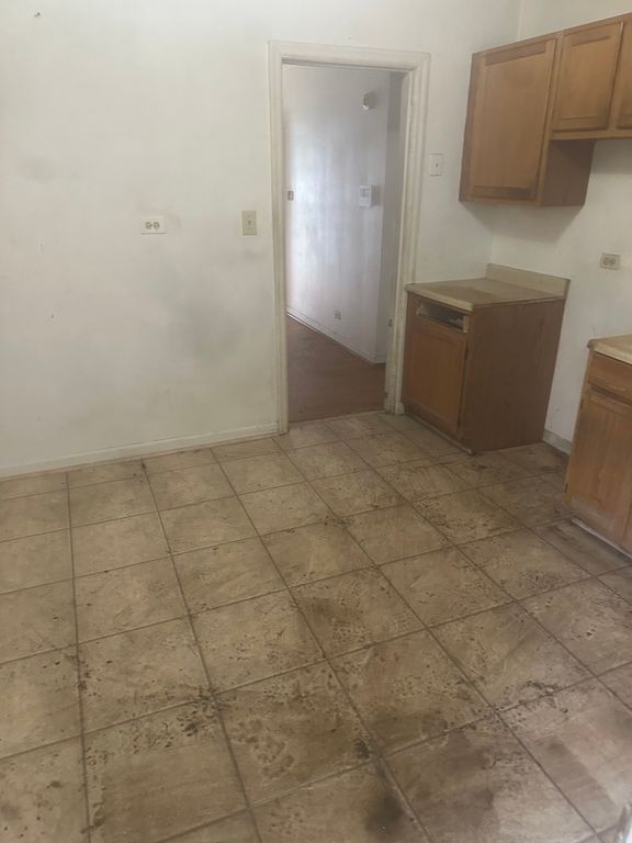 13924 S Michigan Avenue, Riverdale, IL 60827 — photo 3