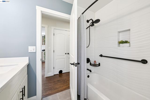 5161 TRASK STREET, Oakland, CA 94601