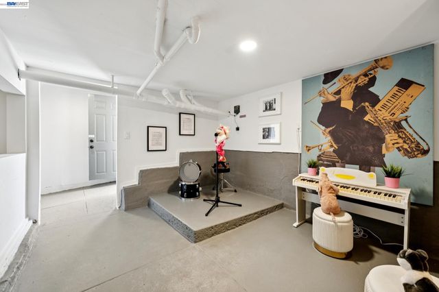 5161 TRASK STREET, Oakland, CA 94601