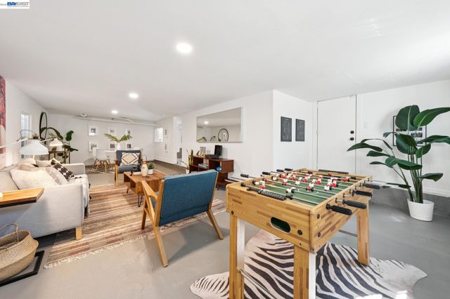 5161 TRASK STREET, Oakland, CA 94601