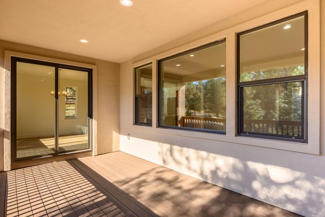 1092 Timber Ridge Loop, Klamath Falls, OR 97601