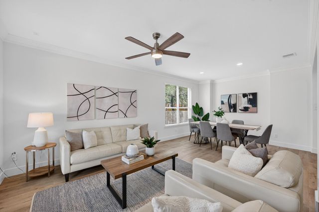 8025 Levata DR, Austin, TX 78739