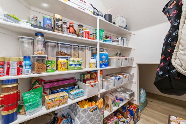 2454 Bracco Way, Riverbank, CA 95367