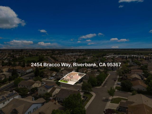 2454 Bracco Way, Riverbank, CA 95367
