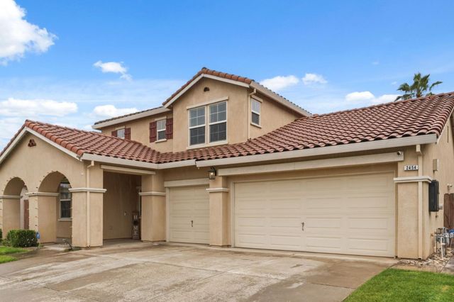 2454 Bracco Way, Riverbank, CA 95367