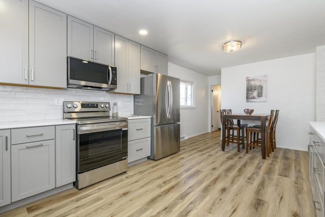 745 N Green Bay ROAD, Grafton, WI 53024