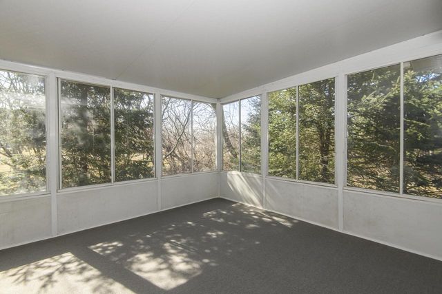 745 N Green Bay ROAD, Grafton, WI 53024