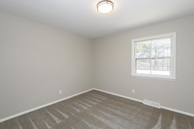 745 N Green Bay ROAD, Grafton, WI 53024