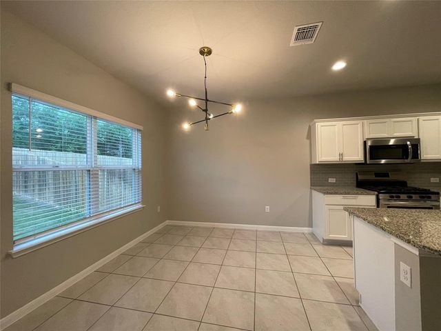 6717 Ranchito DR, Austin, TX 78744