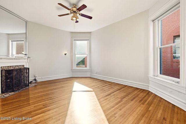 1515 S 3rd St, Louisville, KY 40208