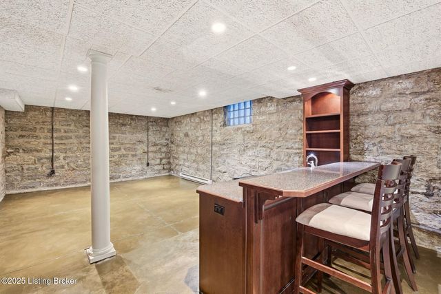 1515 S 3rd St, Louisville, KY 40208