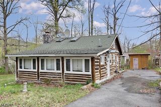 10 Echo Ln, West Milford Twp., NJ 07480