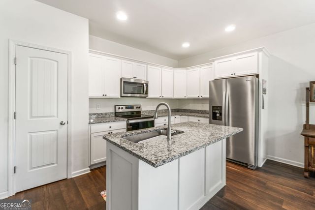 372 Highland Pointe Drive, Alto, GA 30510