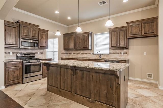 12709 NW 5th Street, Yukon, OK 73099