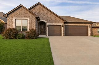 12709 NW 5th Street, Yukon, OK 73099