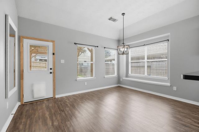 2313 Perkins Crossing Drive, Conroe, TX 77304