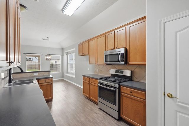 2313 Perkins Crossing Drive, Conroe, TX 77304