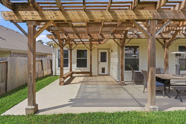 2313 Perkins Crossing Drive, Conroe, TX 77304