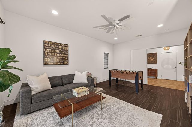 1613 Vermont Street B, Houston, TX 77006
