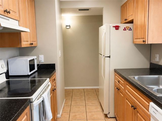 3540 HISPANIA PLACE 214, Sarasota, FL 34232