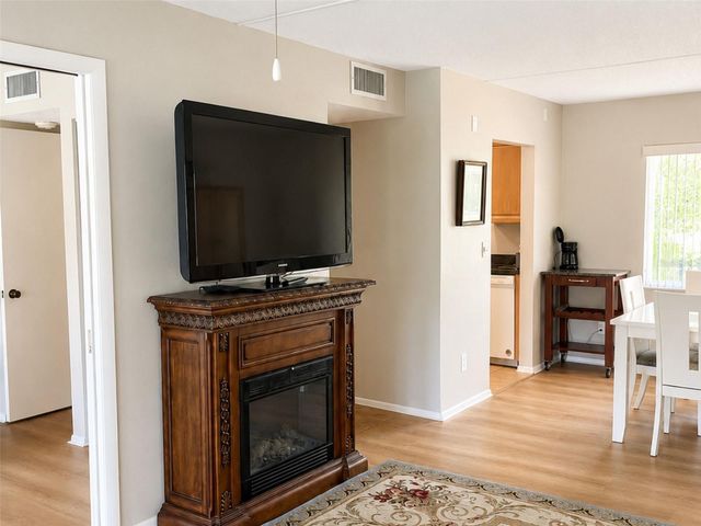 3540 HISPANIA PLACE 214, Sarasota, FL 34232