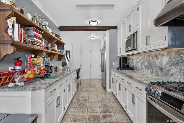6511 Claran Court, Maspeth, NY 11378