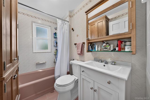 6511 Claran Court, Maspeth, NY 11378
