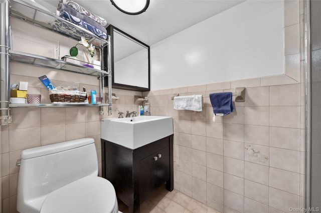 6511 Claran Court, Maspeth, NY 11378