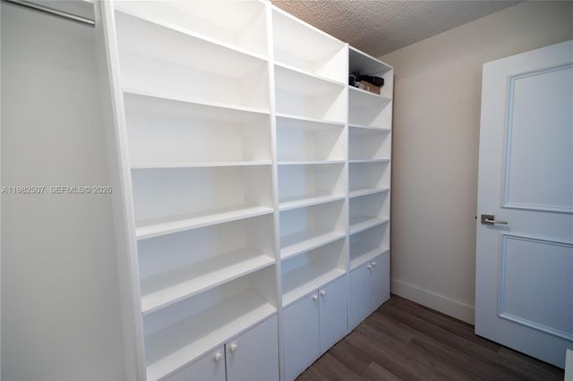 2000 Towerside Ter 1910, Miami, FL 33138