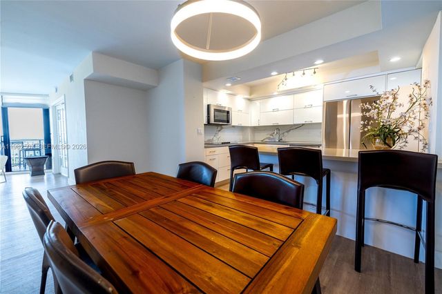 2000 Towerside Ter 1910, Miami, FL 33138