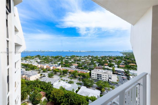 2000 Towerside Ter 1910, Miami, FL 33138
