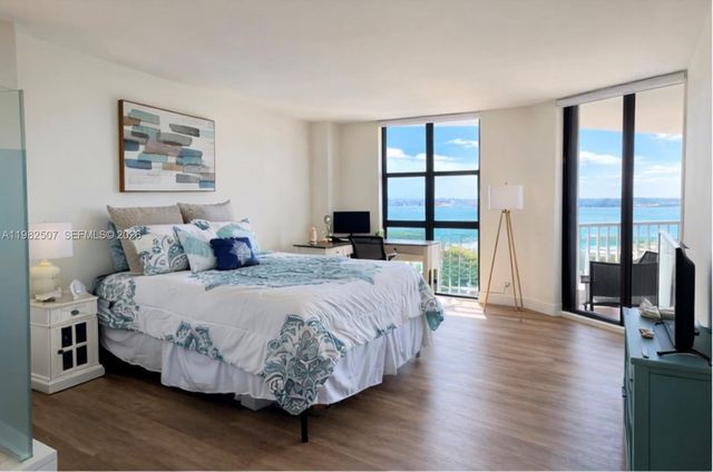 2000 Towerside Ter 1910, Miami, FL 33138