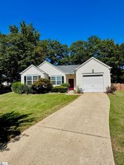16 Chablis Court, Mauldin, SC 29662