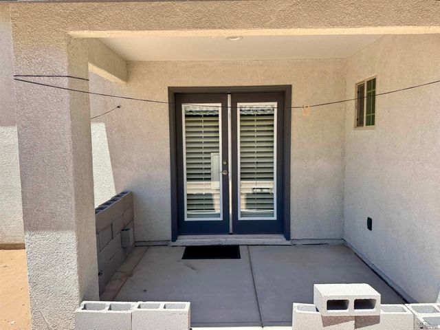 4711 E Los Olivos Dr, San Luis, AZ 85336