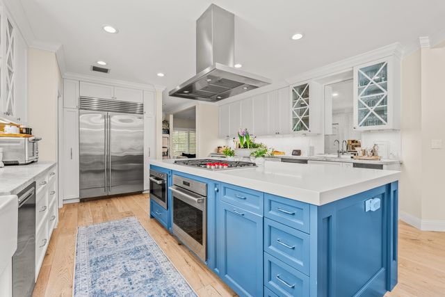 156 Dolphin Road, Palm Beach, FL 33480