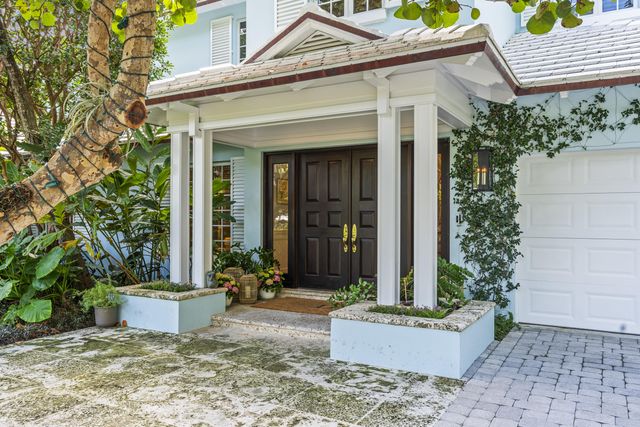 156 Dolphin Road, Palm Beach, FL 33480