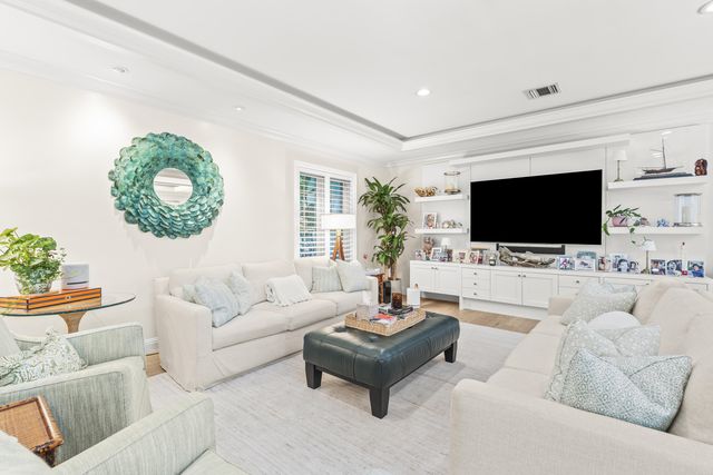 156 Dolphin Road, Palm Beach, FL 33480