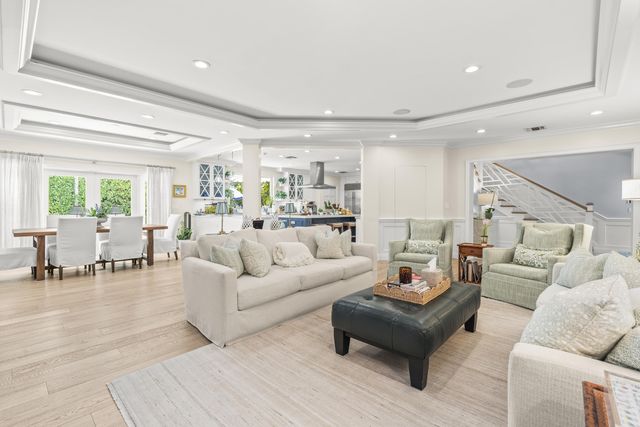 156 Dolphin Road, Palm Beach, FL 33480