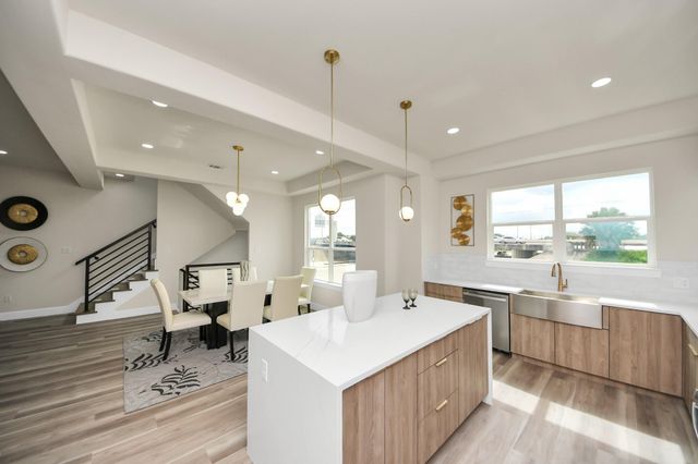 2016 Blodgett Street, Houston, TX 77004