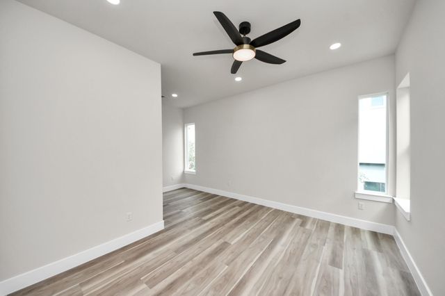 2016 Blodgett Street, Houston, TX 77004