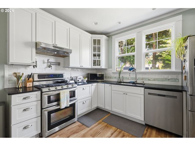 11400 Sw 95TH Ave, Portland, OR 97223