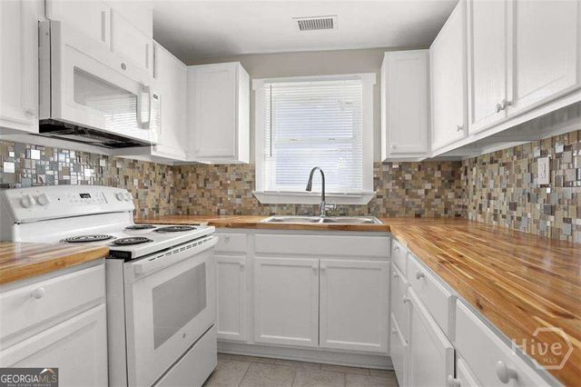 2114 Weldon Street, Savannah, GA 31415