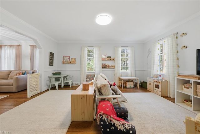 1304 Watersedge DR, Virginia Beach, VA 23452