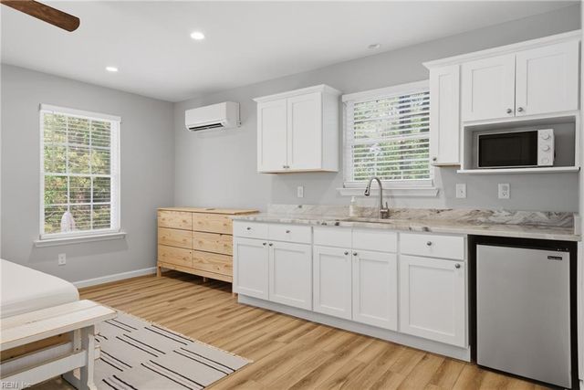 1304 Watersedge DR, Virginia Beach, VA 23452