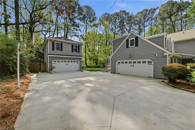 1304 Watersedge DR, Virginia Beach, VA 23452