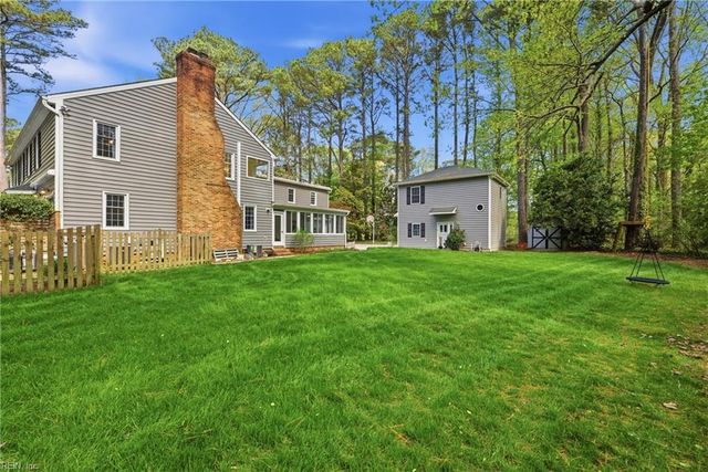 1304 Watersedge DR, Virginia Beach, VA 23452