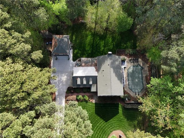 1304 Watersedge DR, Virginia Beach, VA 23452