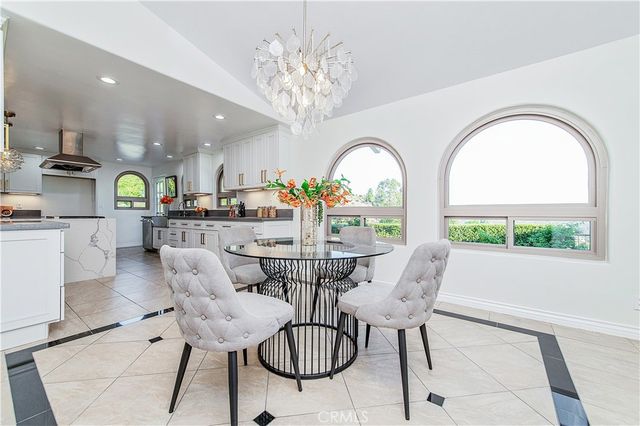 821 Guanajuato Drive, Claremont, CA 91711