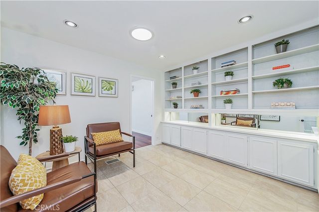 821 Guanajuato Drive, Claremont, CA 91711