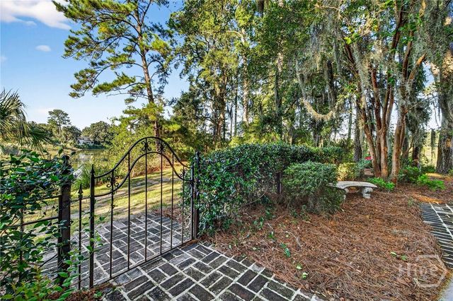 202 John Wesley Way, Savannah, GA 31404
